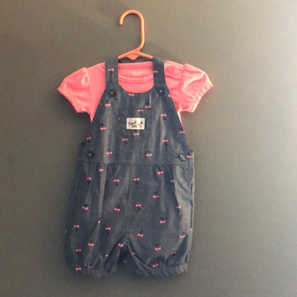 Overalls and top